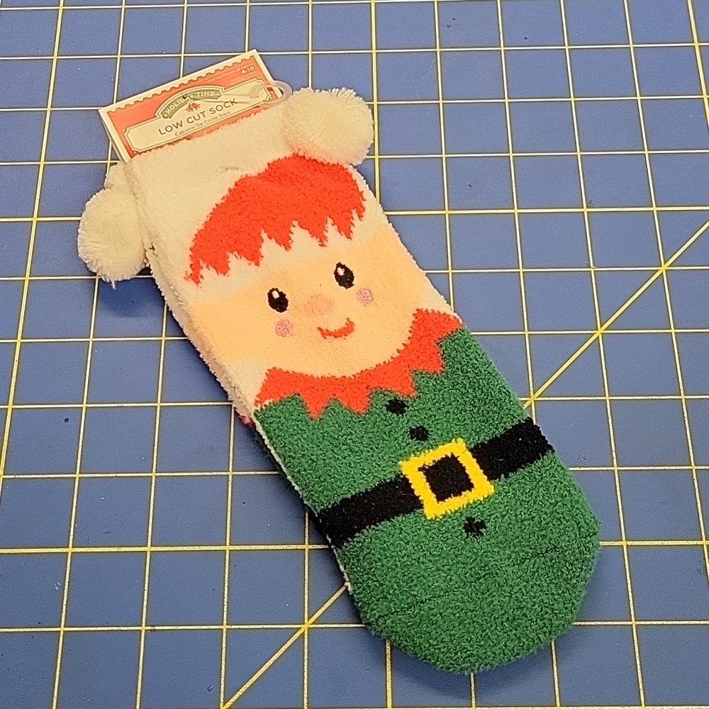 Holiday Time Low Cut Sock Sz 4-10 Elf